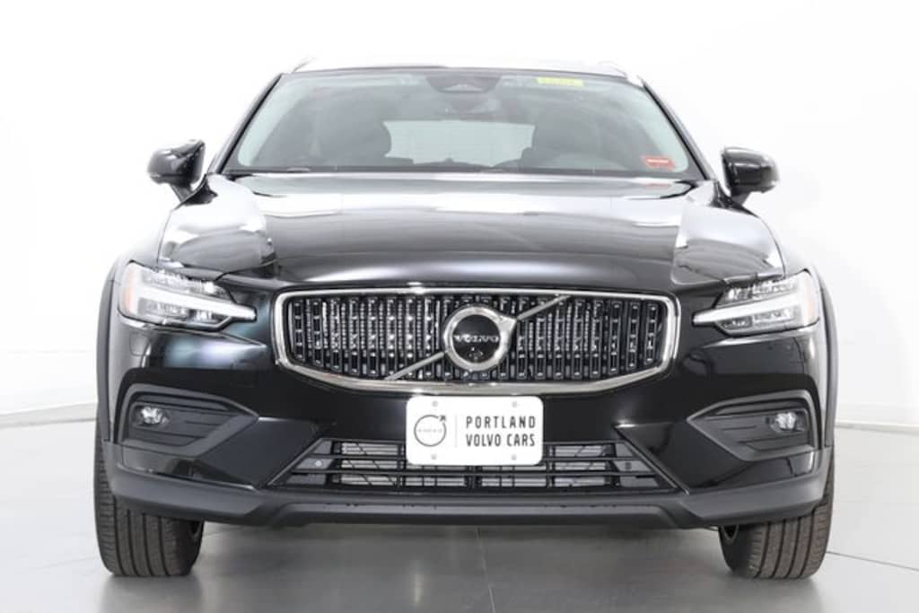 New 2026 Volvo V60 Cross Country B5 Plus Wagon