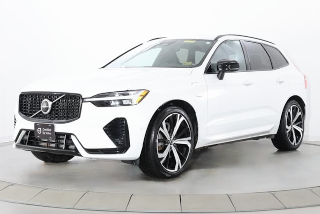 Certified 2022 Volvo XC60 Recharge Plug-In Hybrid eAWD R-Design SUV