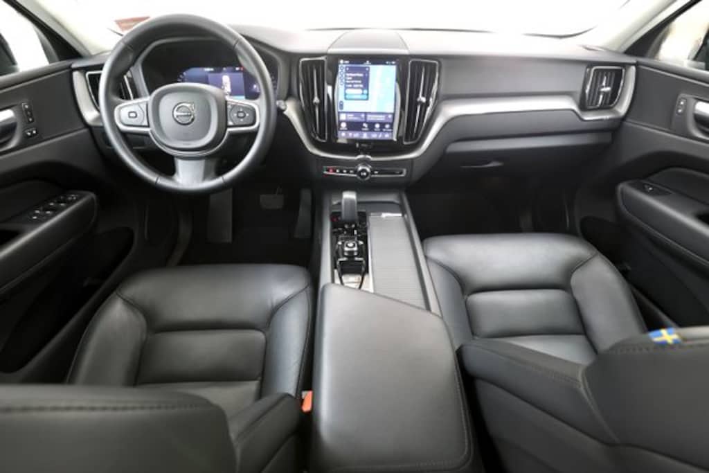 Certified 2025 Volvo XC60 B5 Core SUV
