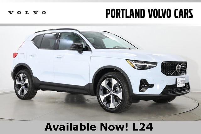 2026 Volvo XC40 Plus's photo