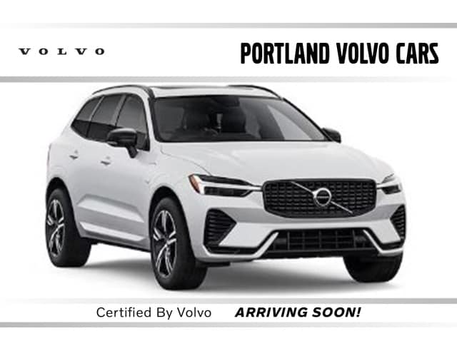 2022 Volvo XC60 R-Design's photo