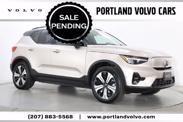 2023 Volvo XC40 Plus