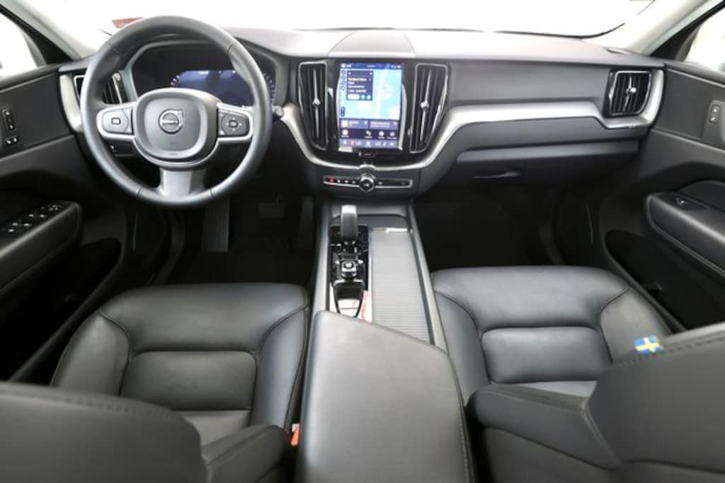 Certified 2025 Volvo XC60 B5 Core SUV