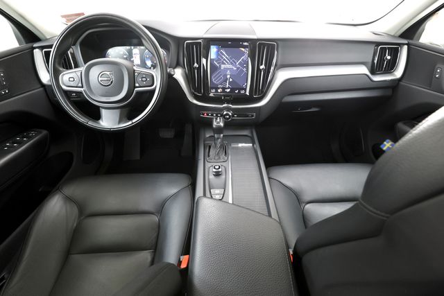 Used 2018 Volvo XC60 Momentum with VIN LYVA22RK1JB111031 for sale in Scarborough, ME