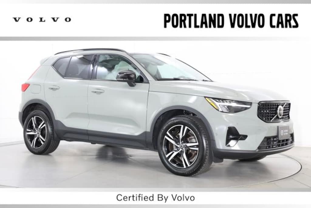 Certified 2023 Volvo XC40 B5 AWD Plus Dark SUV