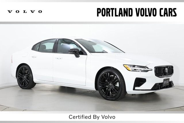 2023 Volvo S60 Recharge Plug-In Hybrid Plus Black