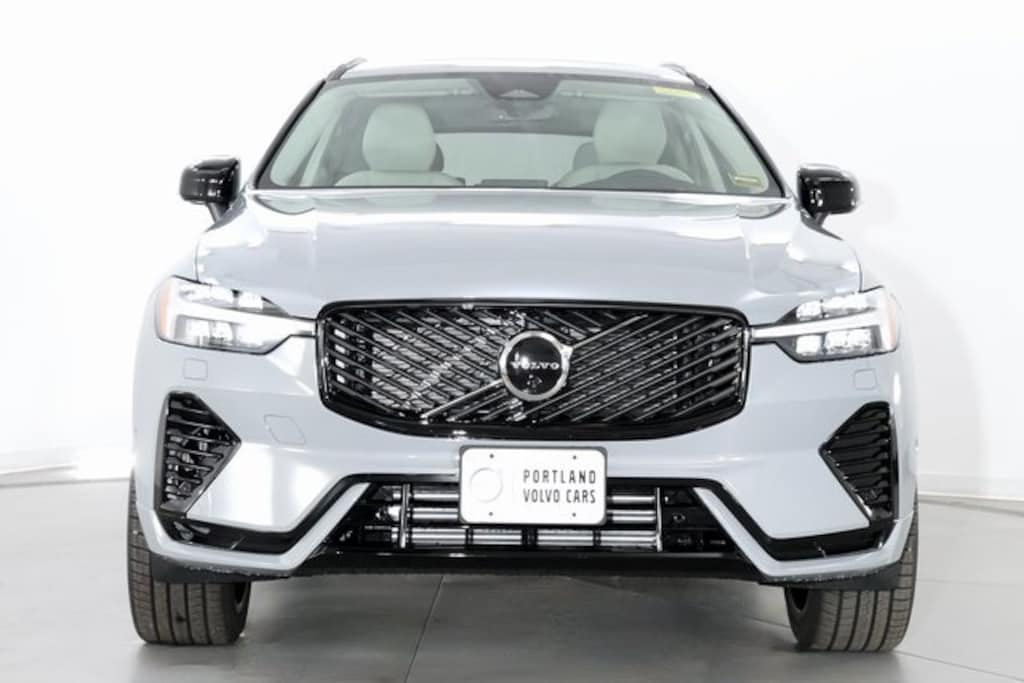 New 2026 Volvo XC60 plug-in hybrid T8 Ultra SUV