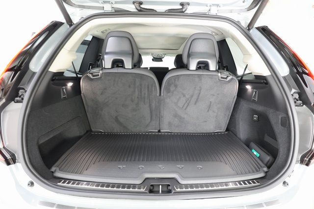 2026 Volvo XC90 Plus - Photo 26