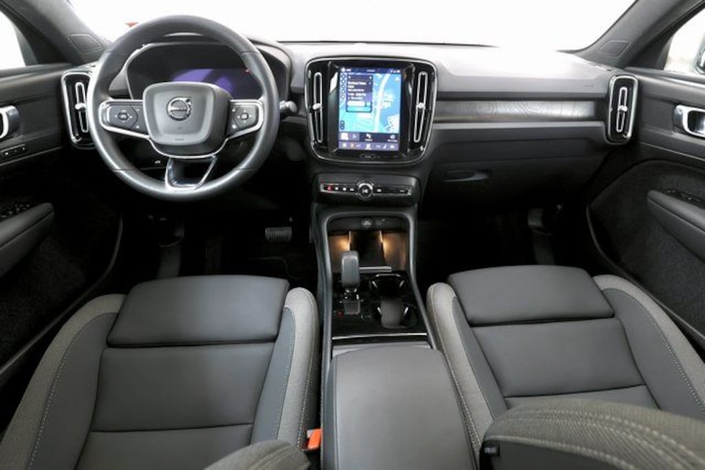 Certified 2024 Volvo C40 Recharge Pure Electric Twin Core SUV