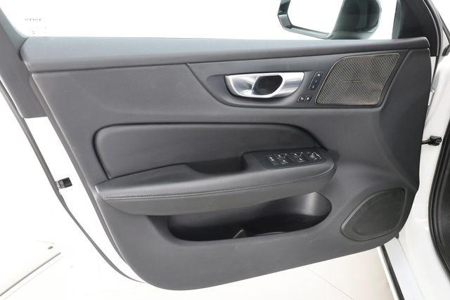 2025 Volvo S60 Plus - Photo 16