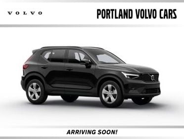 2021 Volvo XC40 Momentum