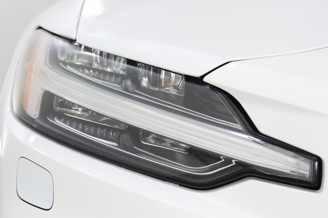 2025 Volvo S60 Plus - Photo 13
