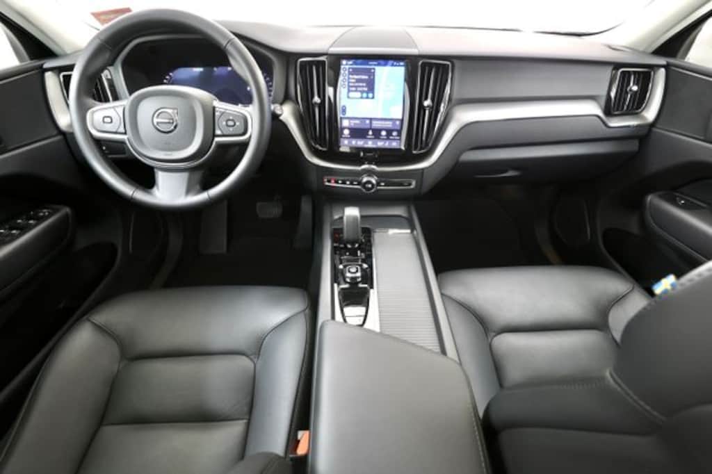 Certified 2025 Volvo XC60 B5 Core SUV