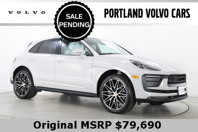 2022 Porsche Macan Base