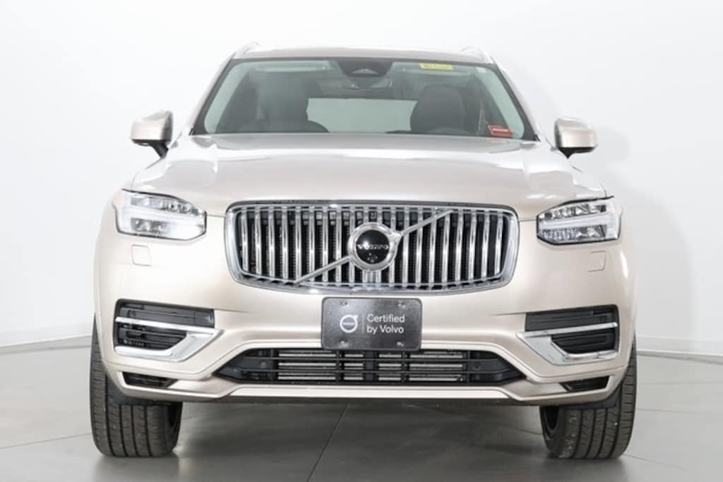 Certified 2024 Volvo XC90 plug-in hybrid T8 Plus 6-Seater SUV