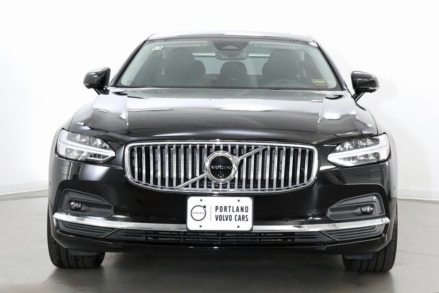 2025 Volvo S90 Plus photo 3