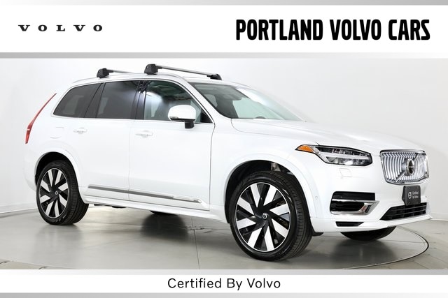2024 Volvo XC90 Plus's photo