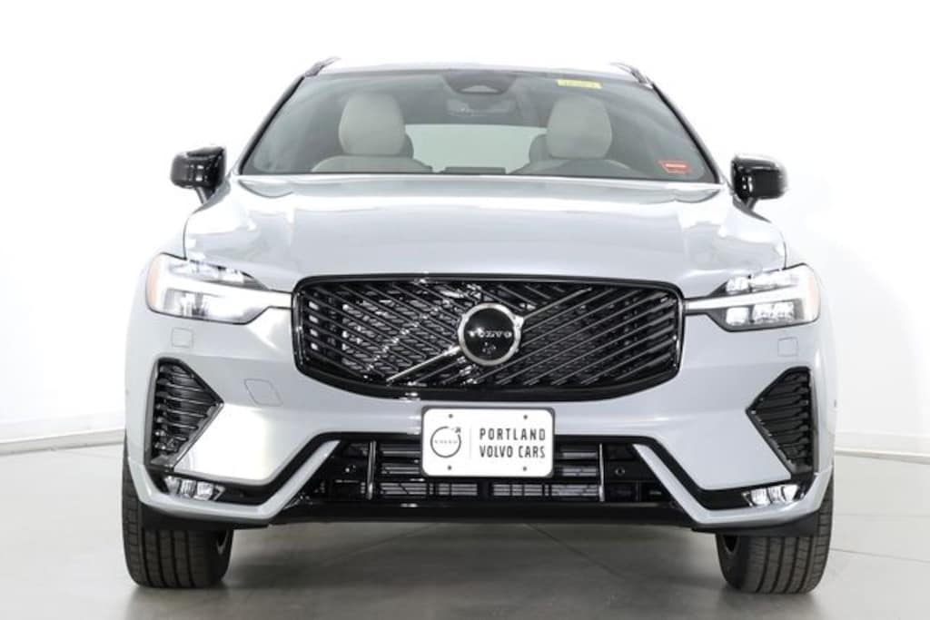 New 2026 Volvo XC60 B5 Plus SUV