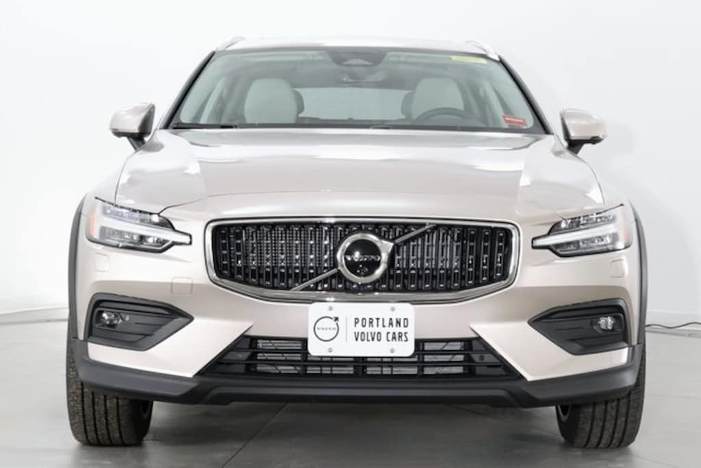 New 2026 Volvo V60 Cross Country B5 Plus Wagon