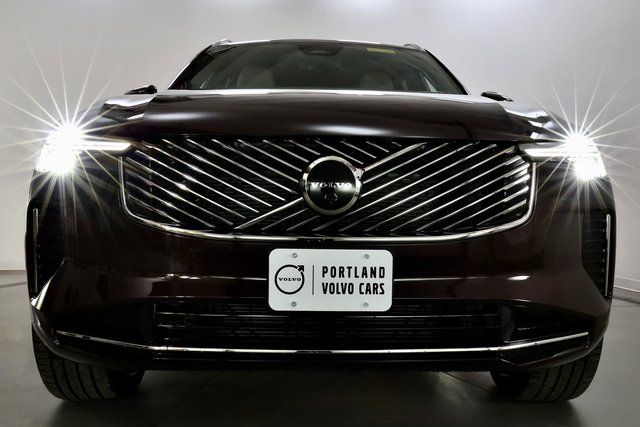 2026 Volvo XC90 Plus - Photo 28