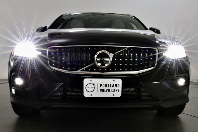 2026 Volvo V60 Cross Country Ultra - Photo 24