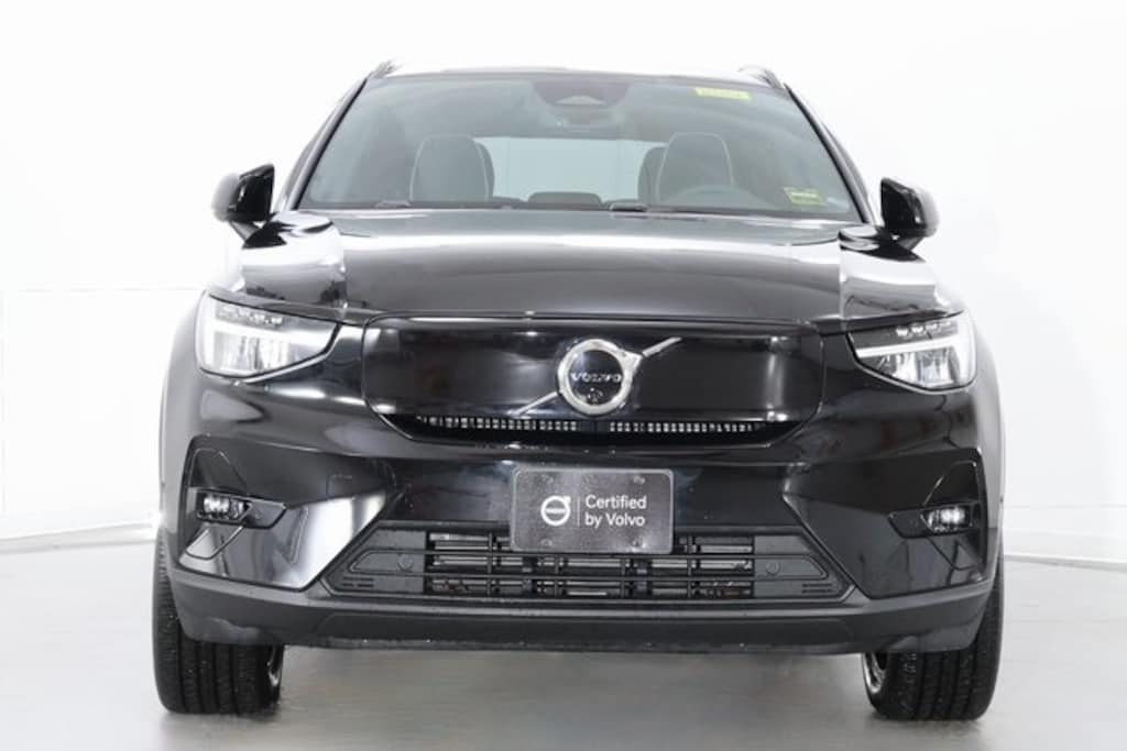 Certified 2023 Volvo XC40 Recharge Pure Electric Plus SUV