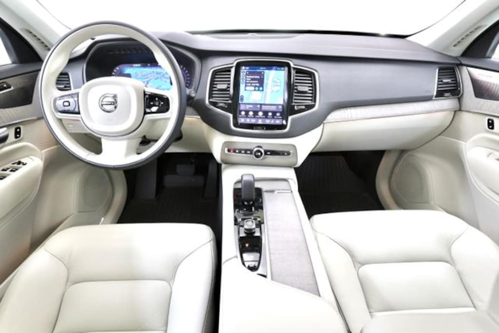 Certified 2025 Volvo XC90 B6 Plus 6-Seater SUV