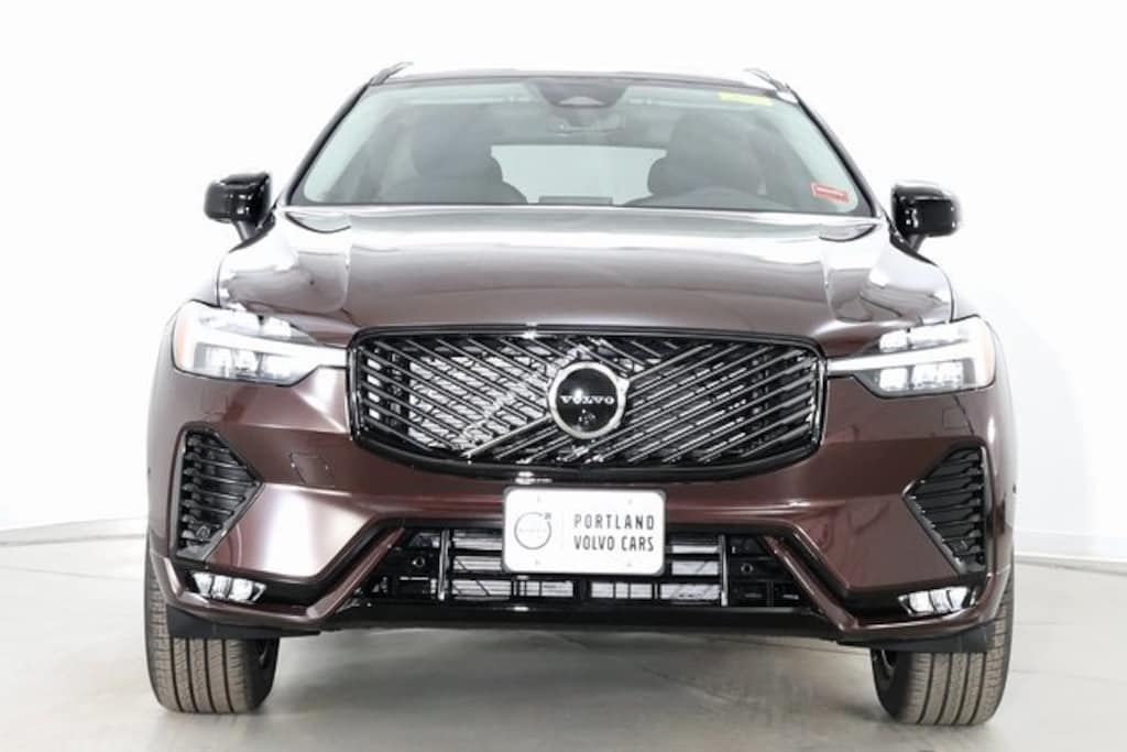 New 2026 Volvo XC60 B5 Plus SUV