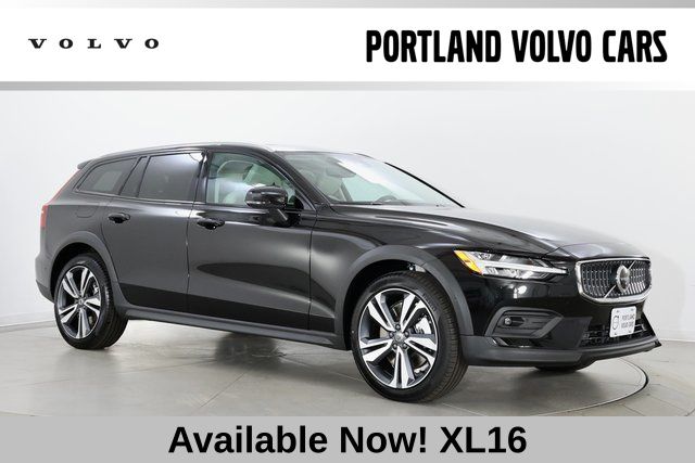 2026 Volvo V60 Cross Country