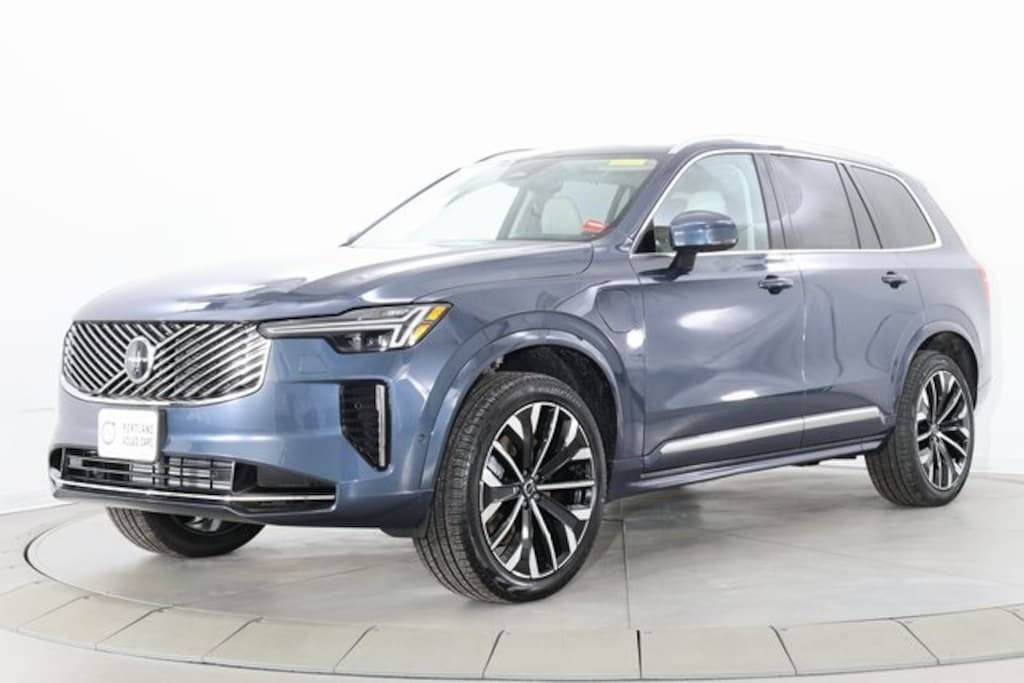 New 2026 Volvo XC90 plug-in hybrid T8 Ultra 7-Seater SUV
