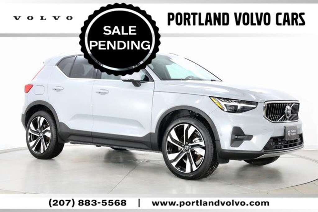 Certified 2024 Volvo XC40 B5 Ultimate Bright SUV