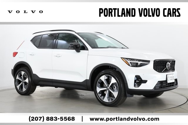 2026 Volvo XC40 B5 Plus
