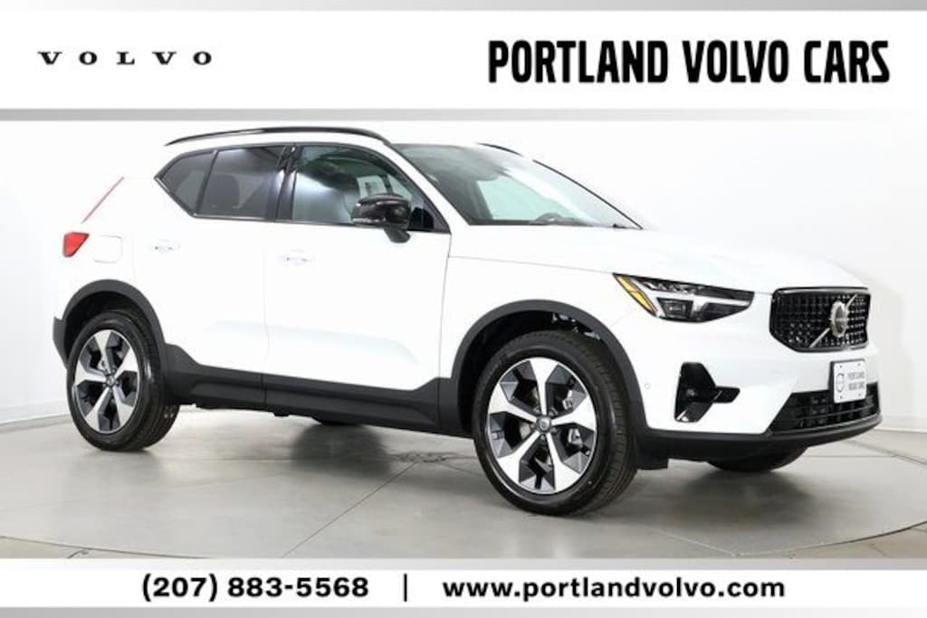 New 2026 Volvo XC40 B5 Plus SUV