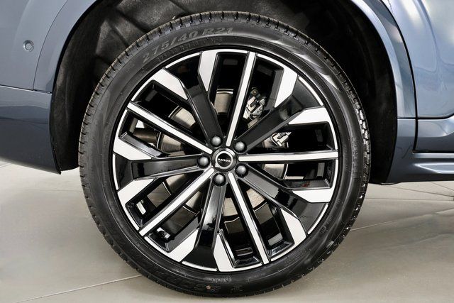 2026 Volvo XC90 Ultra - Photo 10
