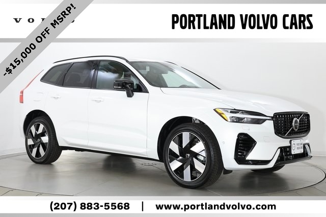 2025 Volvo XC60 Plus's photo