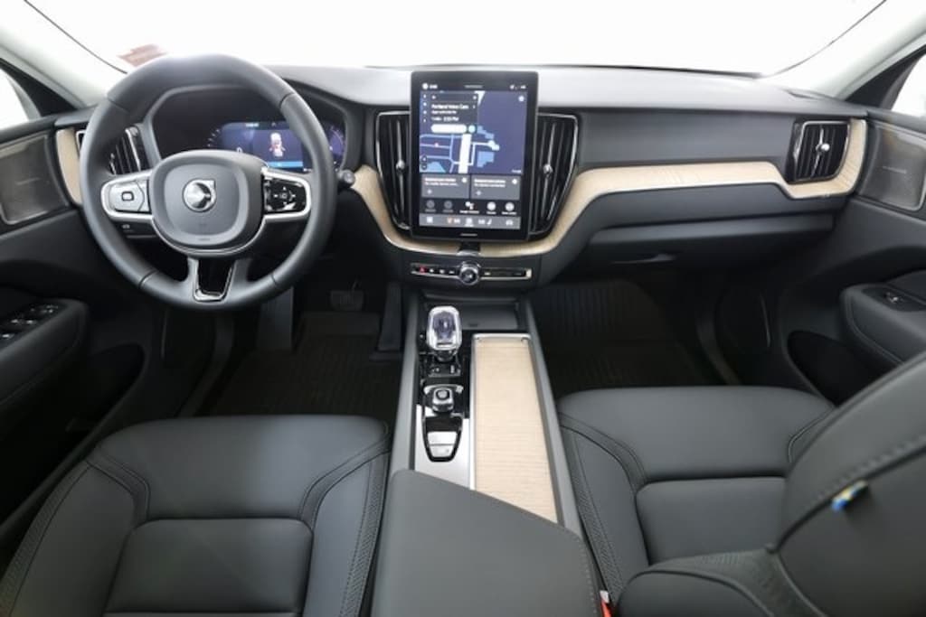 New 2026 Volvo XC60 B5 Plus SUV