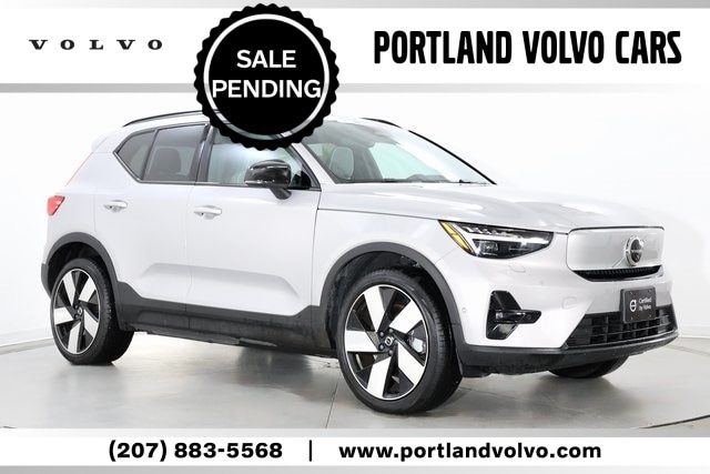 2023 Volvo XC40 Ultimate's photo