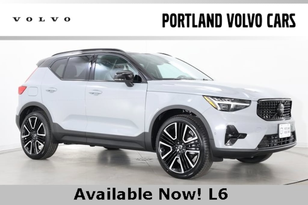 New 2026 Volvo XC40 B5 Ultra Black Edition SUV