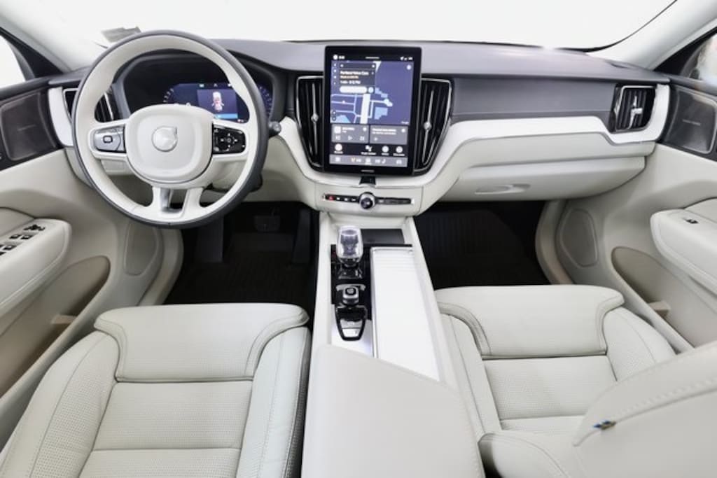 New 2026 Volvo XC60 B5 Ultra SUV