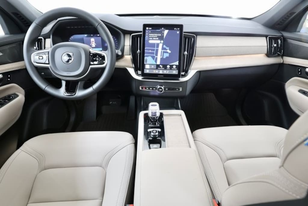 New 2026 Volvo XC90 B6 Plus 6-Seater SUV