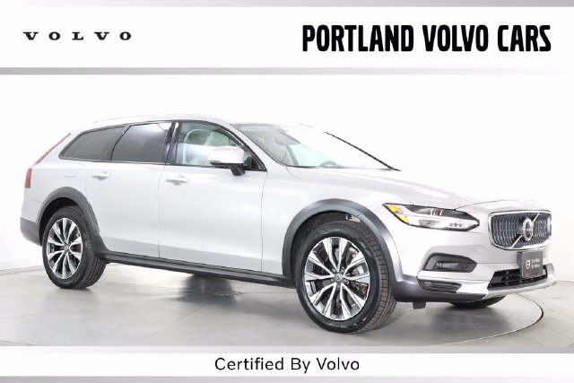 2025 Volvo V90 Cross Country