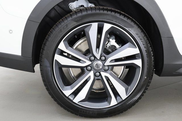 2026 Volvo V60 Cross Country Plus - Photo 10
