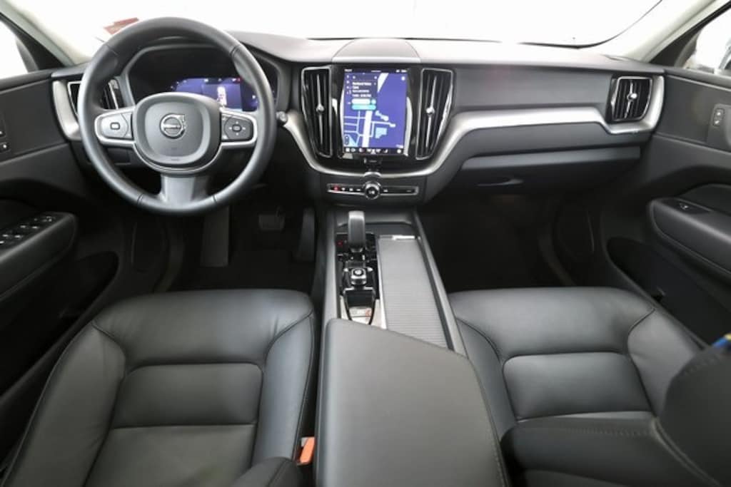Certified 2025 Volvo XC60 B5 Core SUV