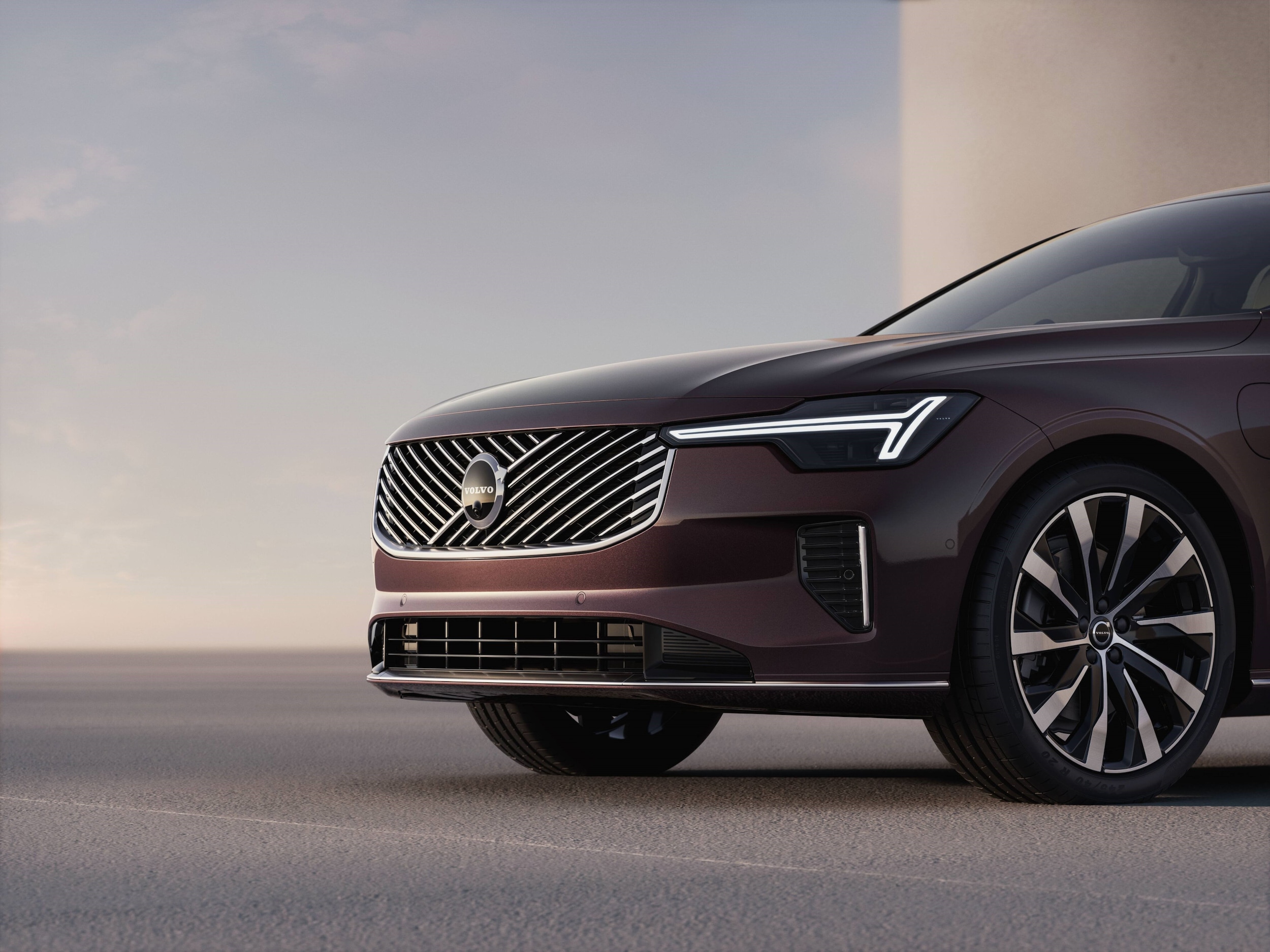 Refreshed_Volvo_S90.jpg