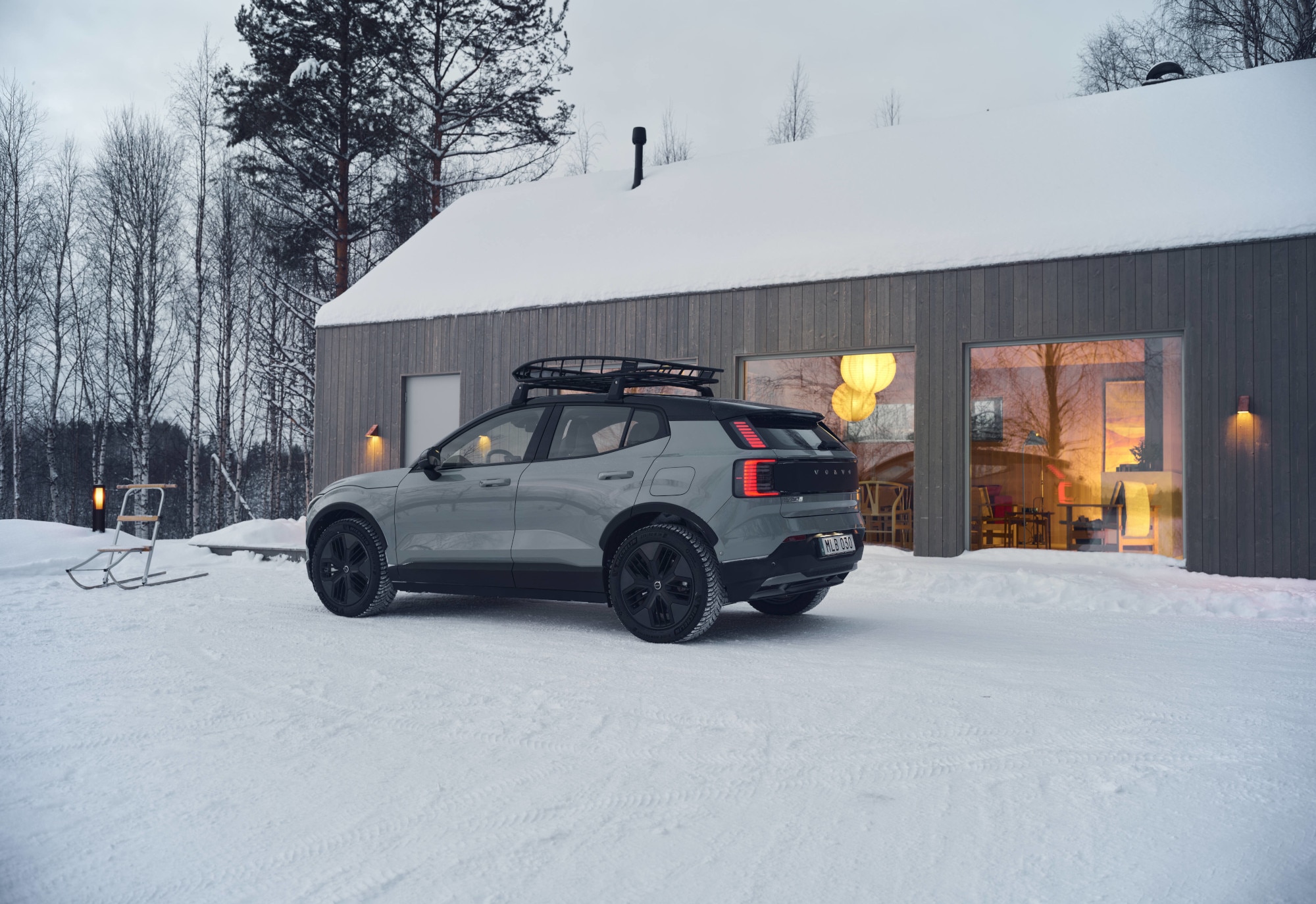 Volvo_EX30_Cross_Country.jpg