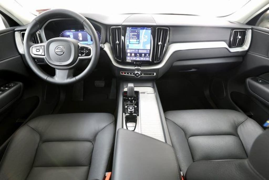Certified 2025 Volvo XC60 B5 Plus SUV