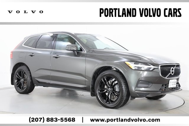 2020 Volvo XC60 Momentum's photo