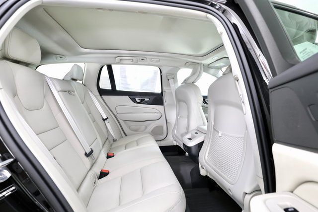 2026 Volvo V60 Cross Country Plus - Photo 18