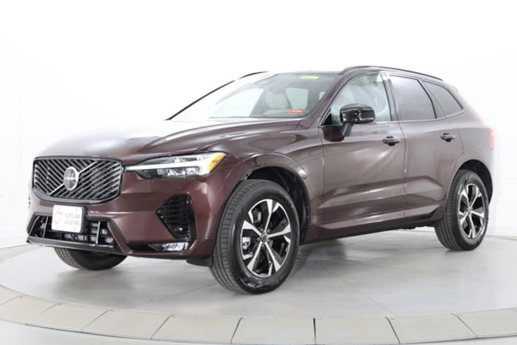 New 2026 Volvo XC60 B5 Core SUV