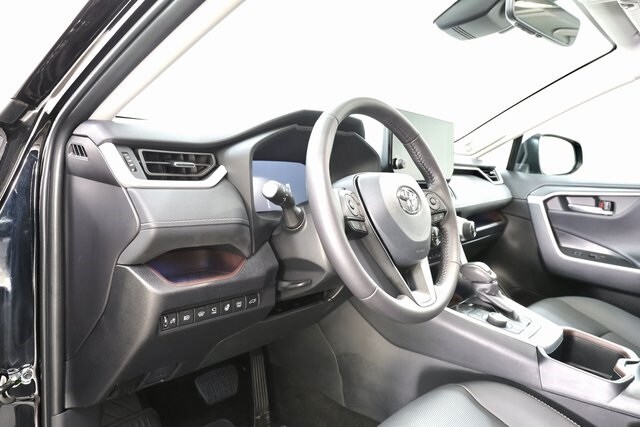 2025 Toyota RAV4 Limited photo 2